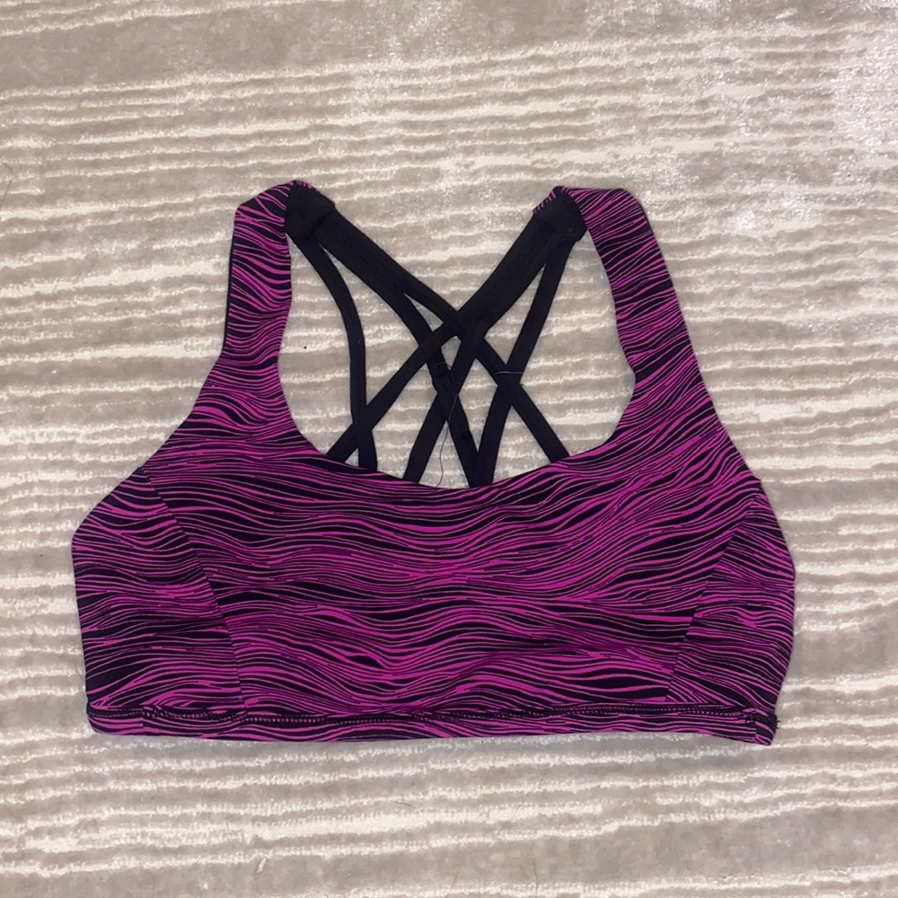 Lululemon sports bra